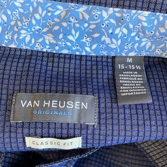 Van Heusen Short Sleeve Button Down Shirt - Picture 4 of 5
